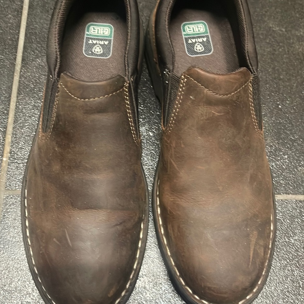 Ariat women’s 10B brown slip on shoes